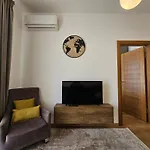Zen Apartment